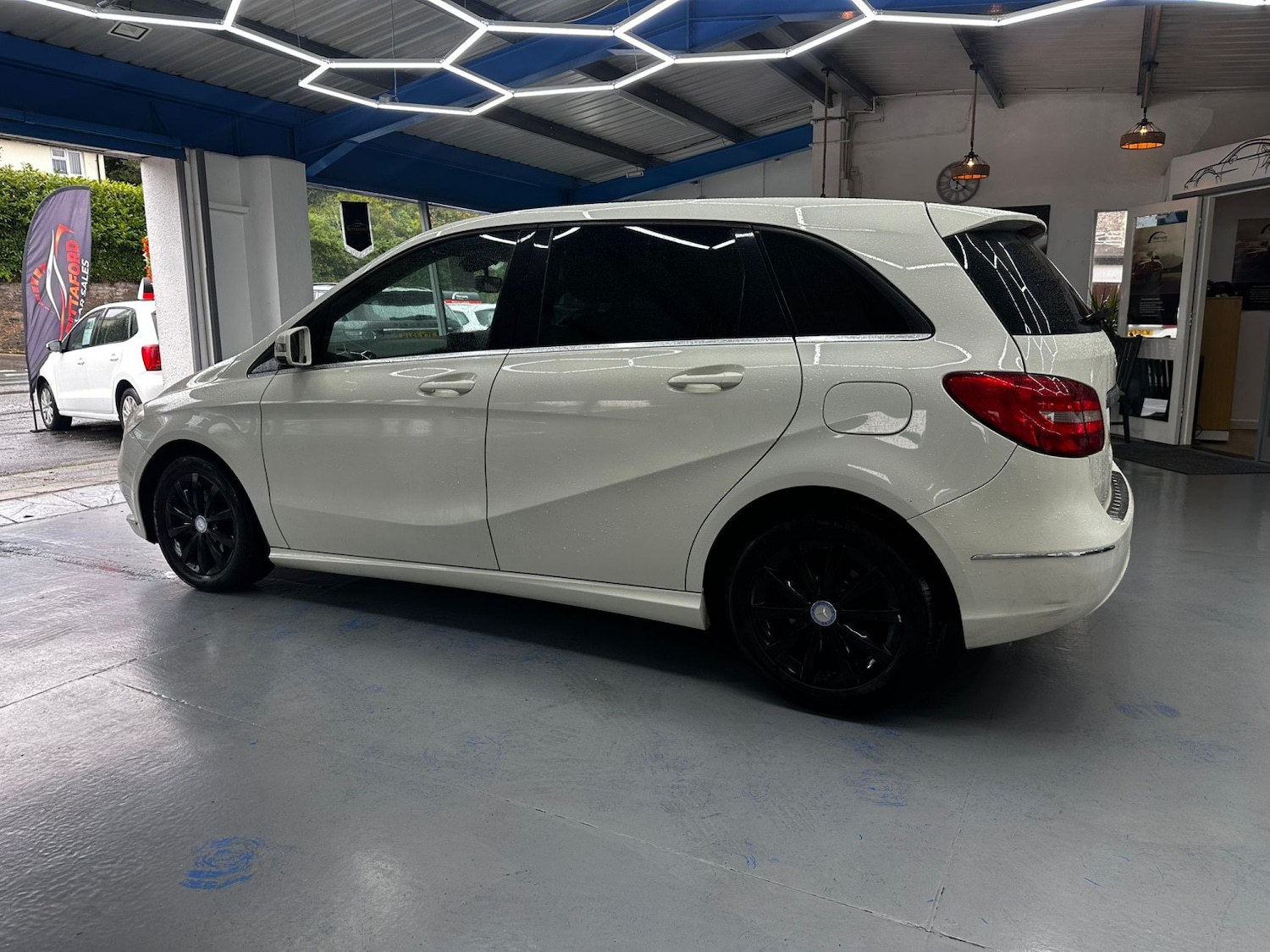Used Mercedes-Benz B-Class 2013 for sale - 76186777: Photo 8