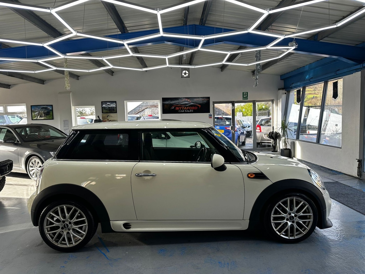 Used MINI Hatch 2012 for sale - 77157258: Photo 3