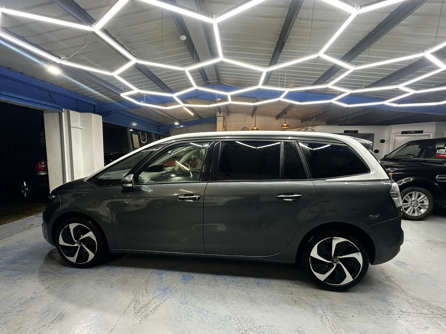 Used Citroen C4 Grand Picasso 2016 for sale - 77459952: Photo 10