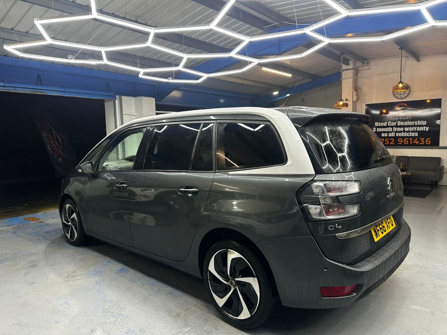Used Citroen C4 Grand Picasso 2016 for sale - 77459952: Photo 11