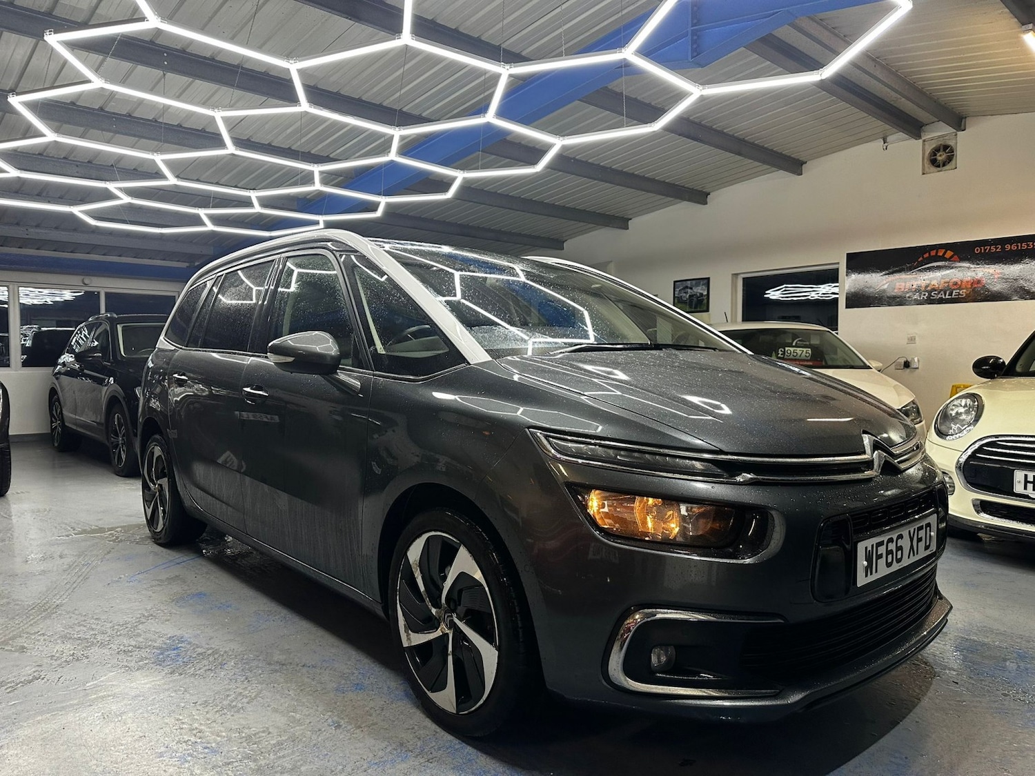 Used Citroen C4 Grand Picasso 2016 for sale - 77459952: Photo 2