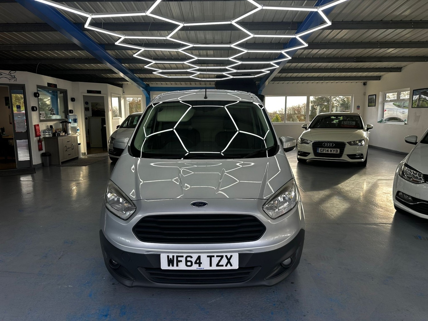 Used Ford Transit Courier 2014 for sale - 76571242: Photo 1