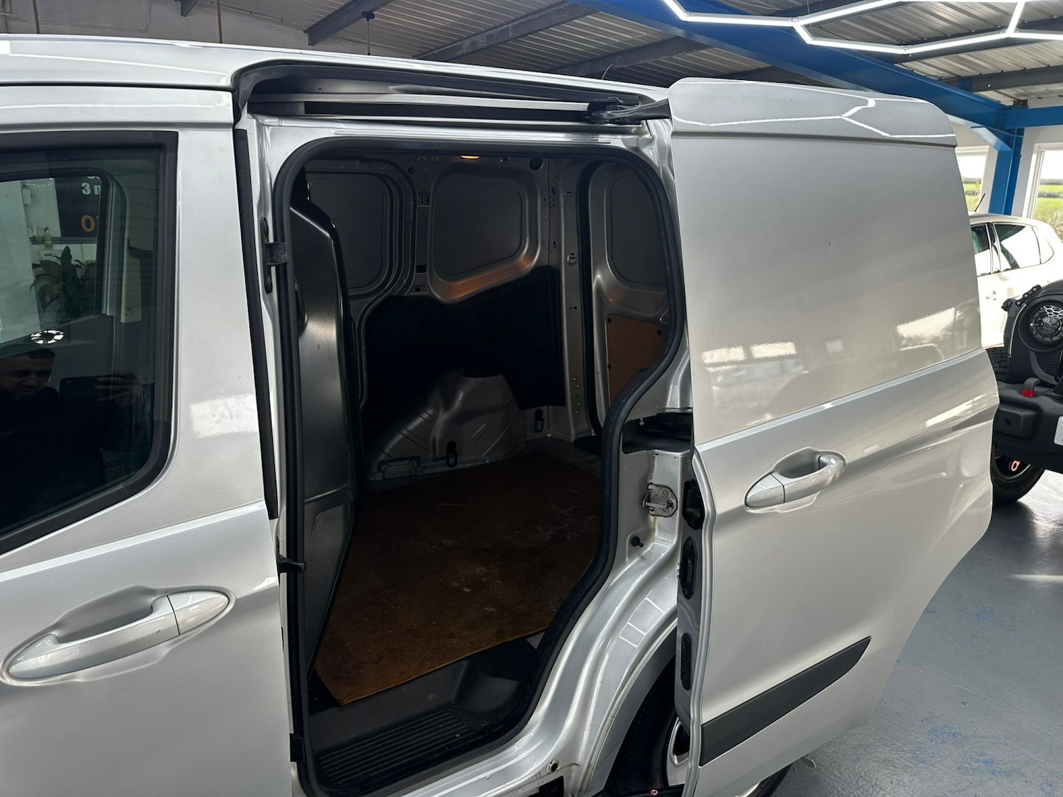 Used Ford Transit Courier 2014 for sale - 76571242: Photo 11