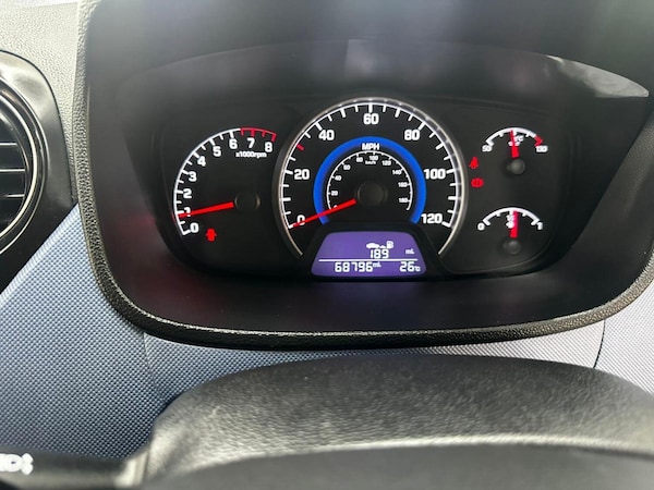Used Hyundai i10 2014 for sale - 75608155: Photo 15