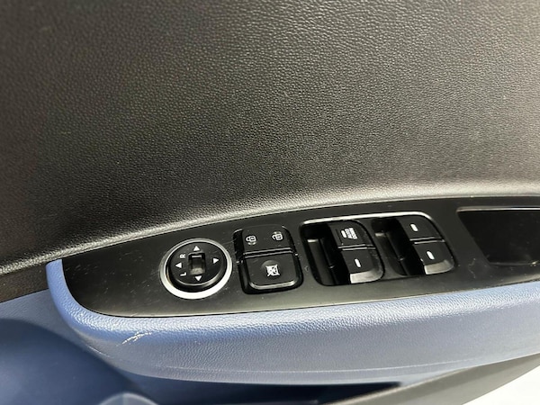 Used Hyundai i10 2014 for sale - 75608155: Photo 19