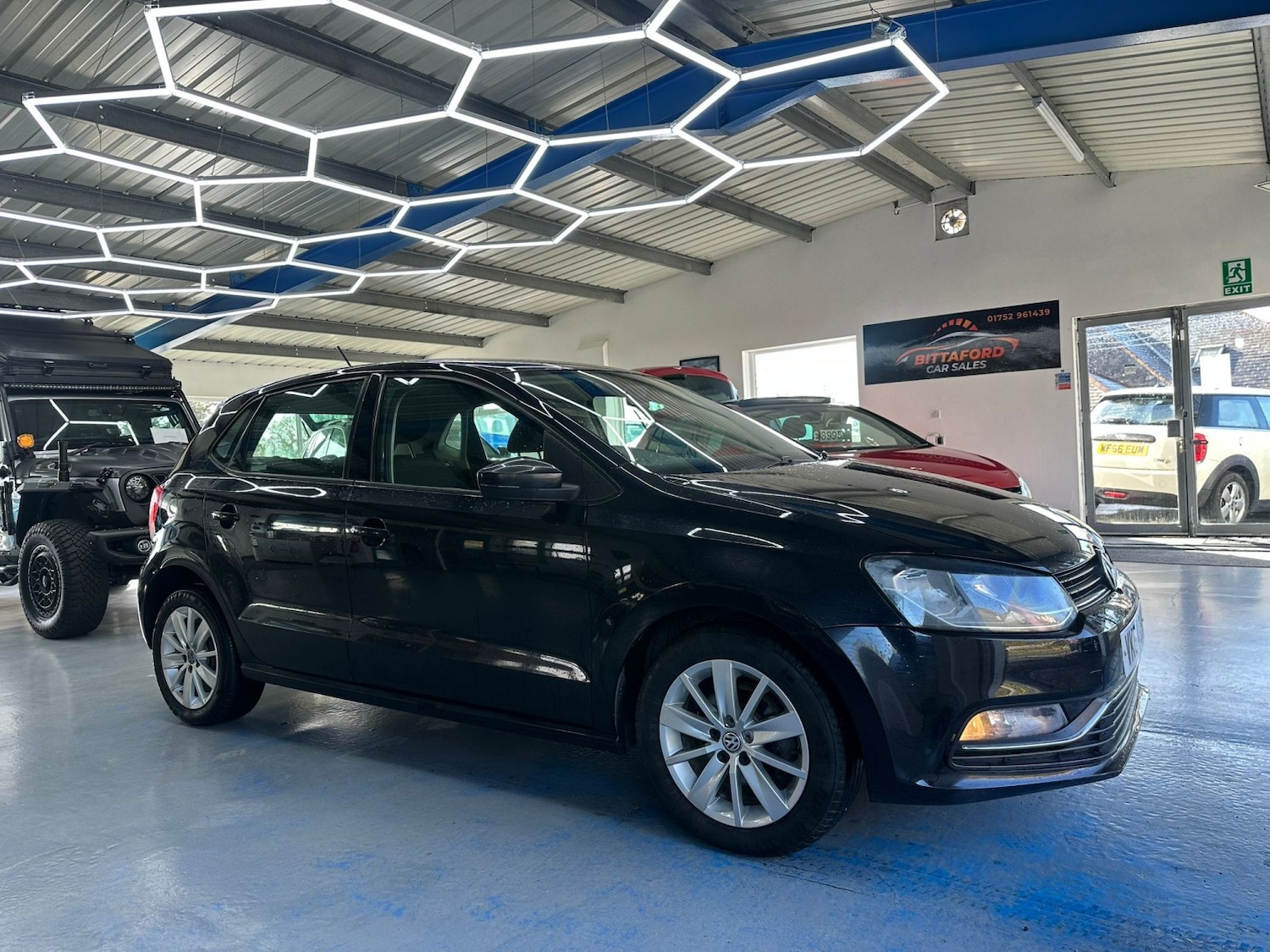 Used Volkswagen Polo 2014 for sale - 77881040: Photo 2