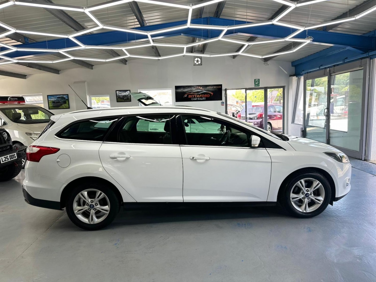 Used Ford Focus 2014 for sale - 77157277: Photo 3