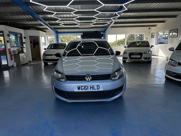 Used Volkswagen Polo 2012 for sale - 76246235: Photo 1