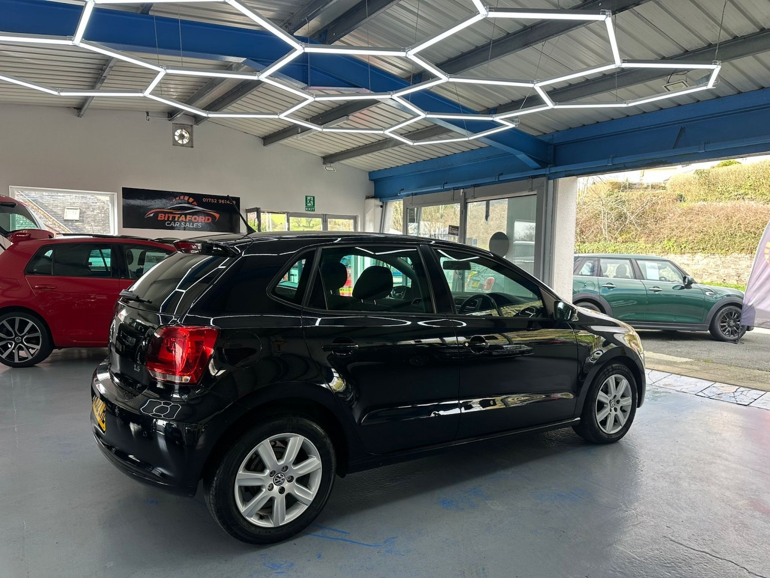 Used Volkswagen Polo 2012 for sale - 77881055: Photo 4