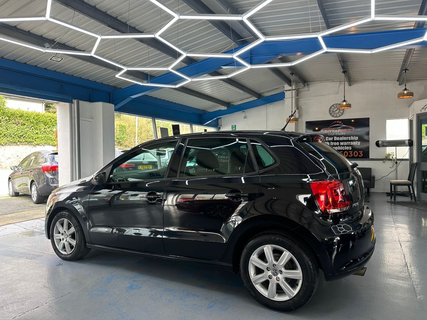 Used Volkswagen Polo 2012 for sale - 77881055: Photo 7