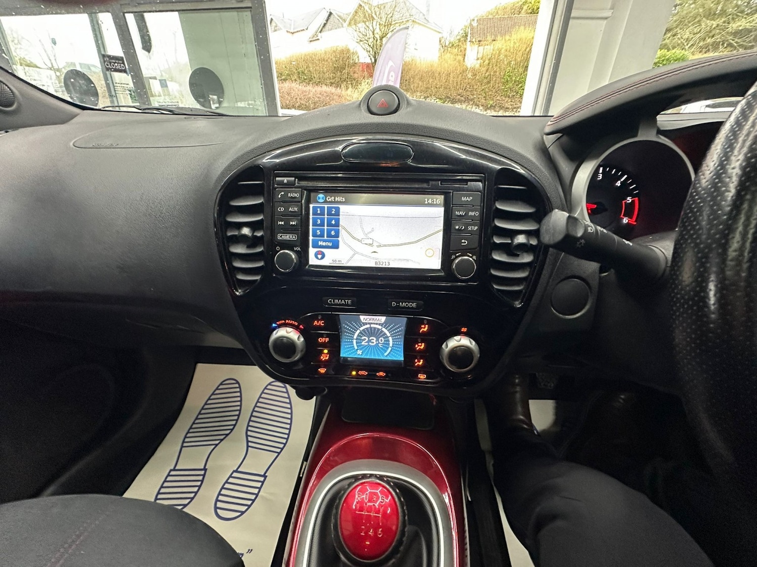 Used Nissan Juke 2014 for sale - 77681864: Photo 14