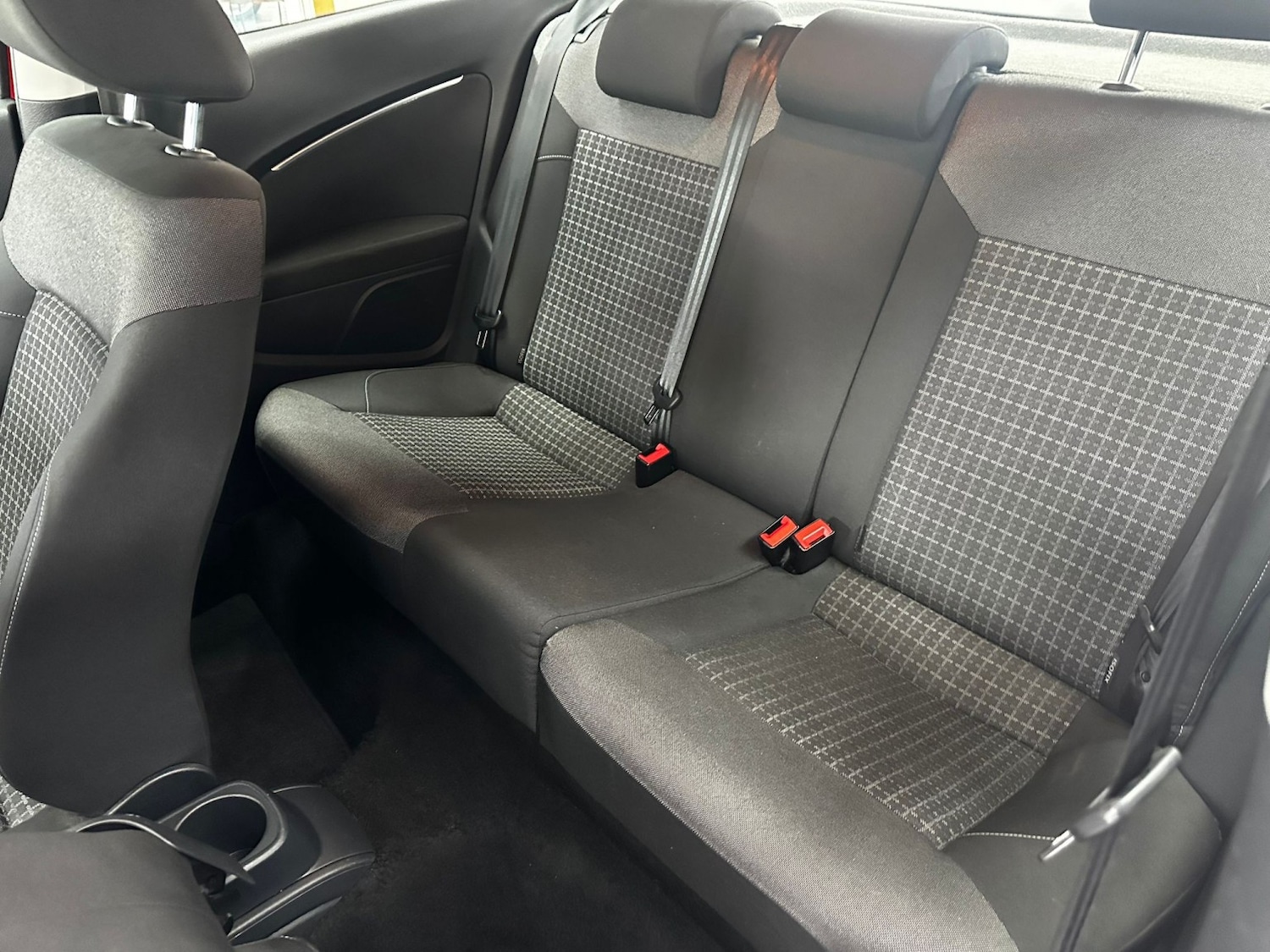 Used Volkswagen Polo 2014 for sale - 76951143: Photo 11