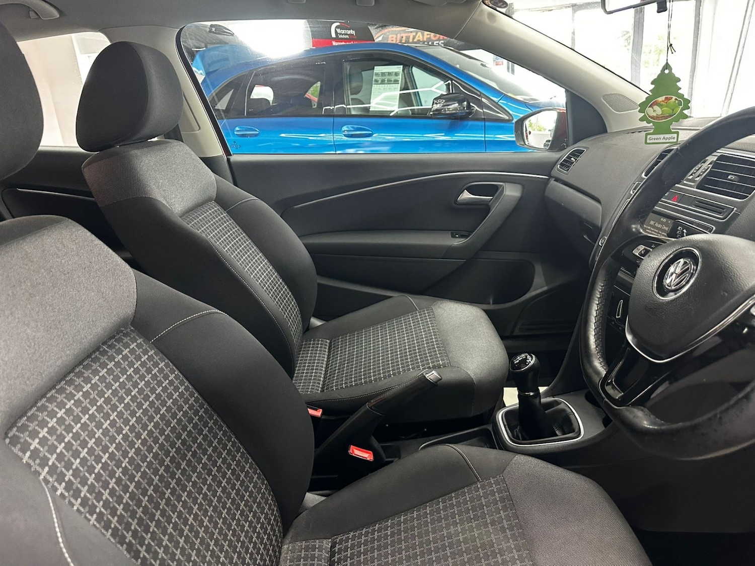 Used Volkswagen Polo 2014 for sale - 76951143: Photo 14