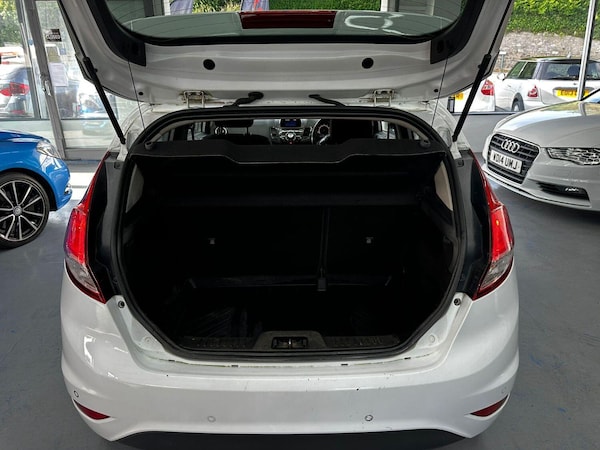 Used Ford Fiesta 2015 for sale - 75355092: Photo 10