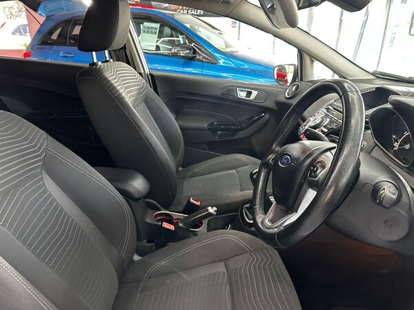 Used Ford Fiesta 2015 for sale - 75355092: Photo 11