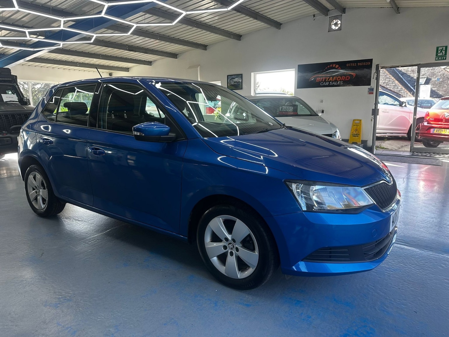 Used Skoda Fabia 2015 for sale - 76242854: Photo 2
