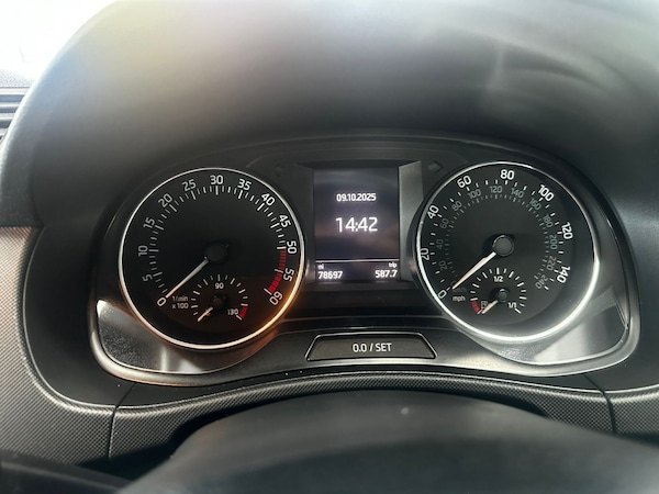 Used Skoda Fabia 2015 for sale - 76242854: Photo 20