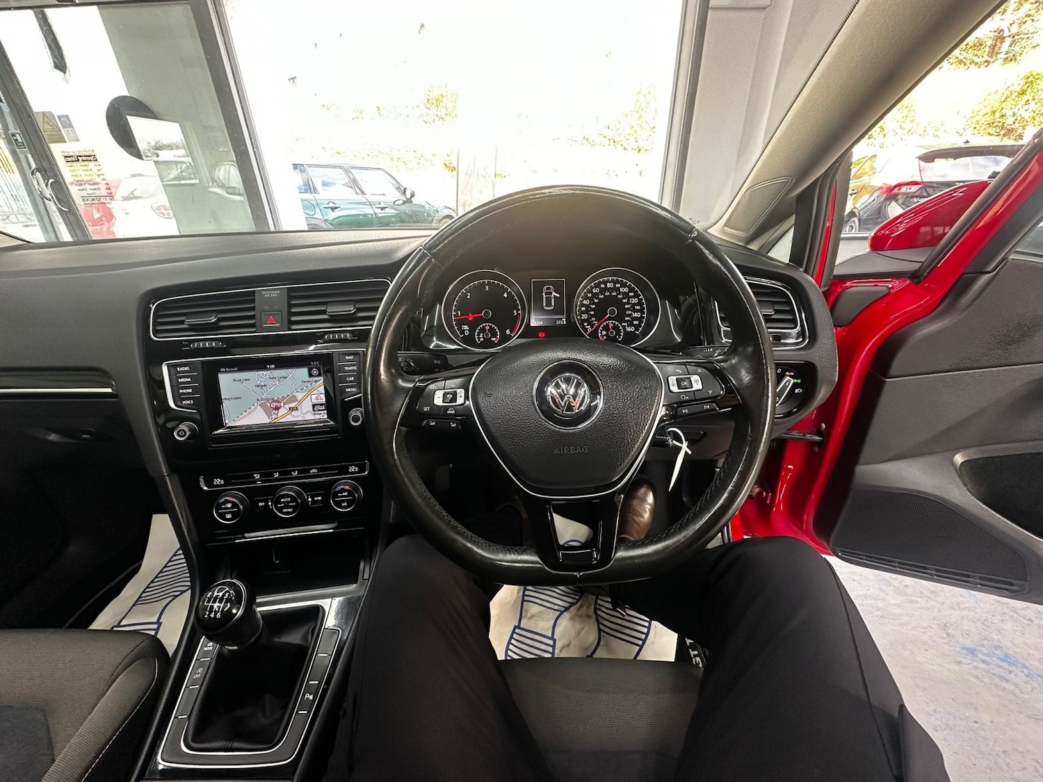 Used Volkswagen Golf 2014 for sale - 77656403: Photo 20