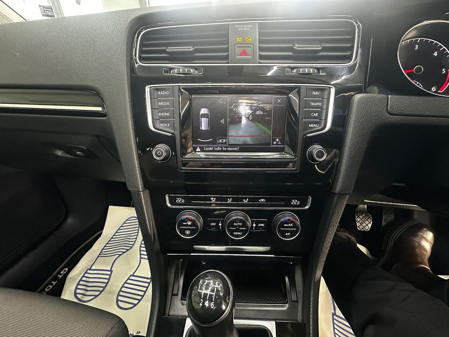 Used Volkswagen Golf 2014 for sale - 77656403: Photo 21