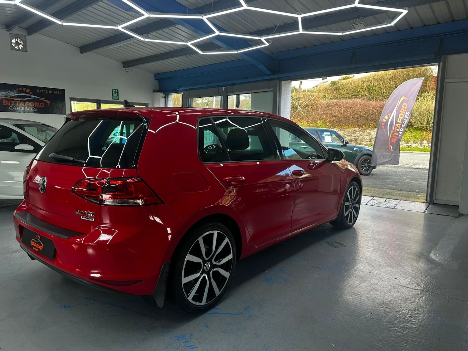 Used Volkswagen Golf 2014 for sale - 77656403: Photo 5