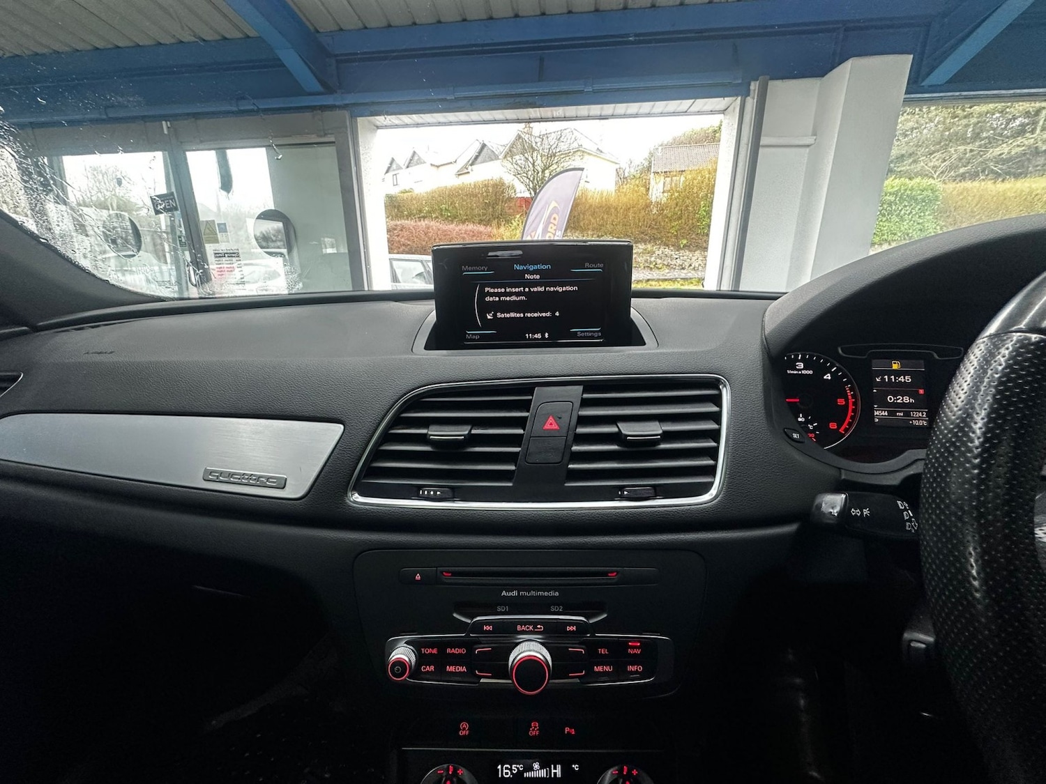 Used Audi Q3 2012 for sale - 77595460: Photo 13