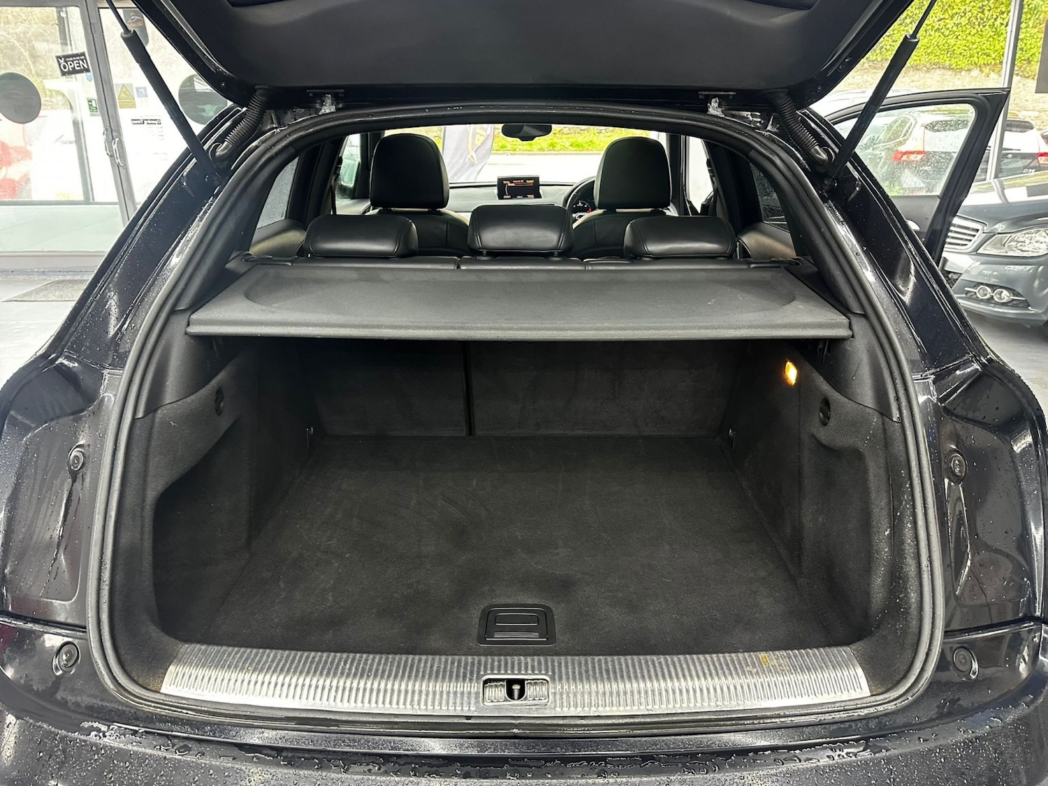 Used Audi Q3 2012 for sale - 77595460: Photo 24