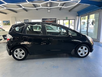 Used Honda Jazz 2010 for sale - 76225330: Photo 3