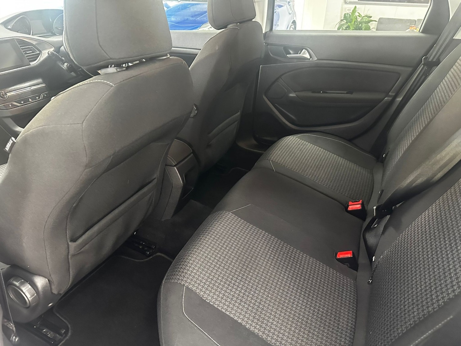 Used Peugeot 308 SW 2018 for sale - 76497538: Photo 12