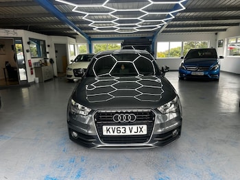 2013 - 1.6 TDI S line 5-Door