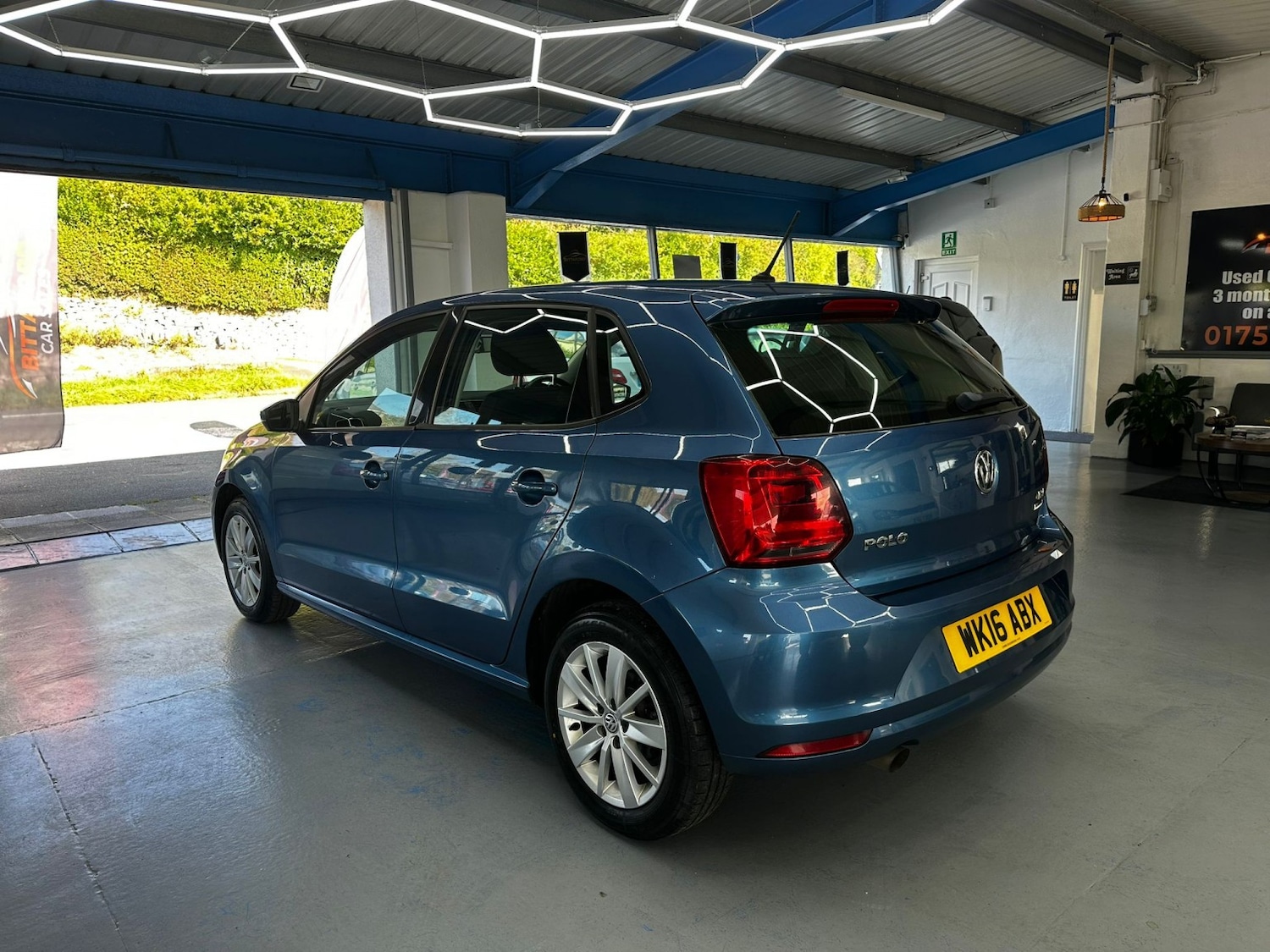 Used Volkswagen Polo 2016 for sale - 76358220: Photo 7