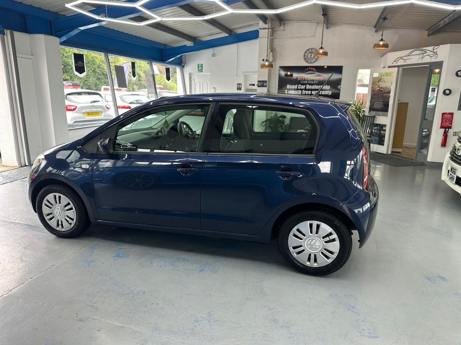 Used Volkswagen up! 2015 for sale - 77157270: Photo 8