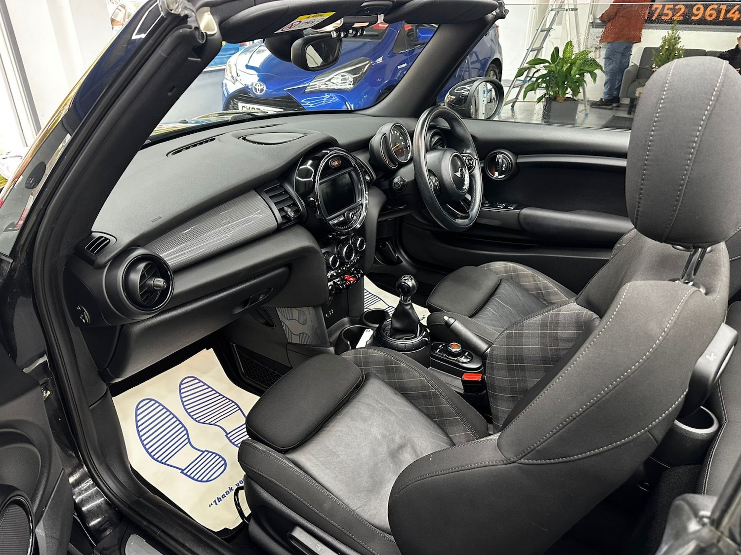 Used MINI Convertible 2016 for sale - 76911127: Photo 14