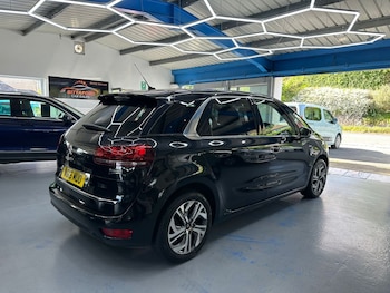 Used Citroen C4 Picasso 2015 for sale - 78571352: Photo
