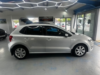 Used Volkswagen Polo 2012 for sale - 75938272: Photo