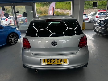 Used Volkswagen Polo 2012 for sale - 75938272: Photo