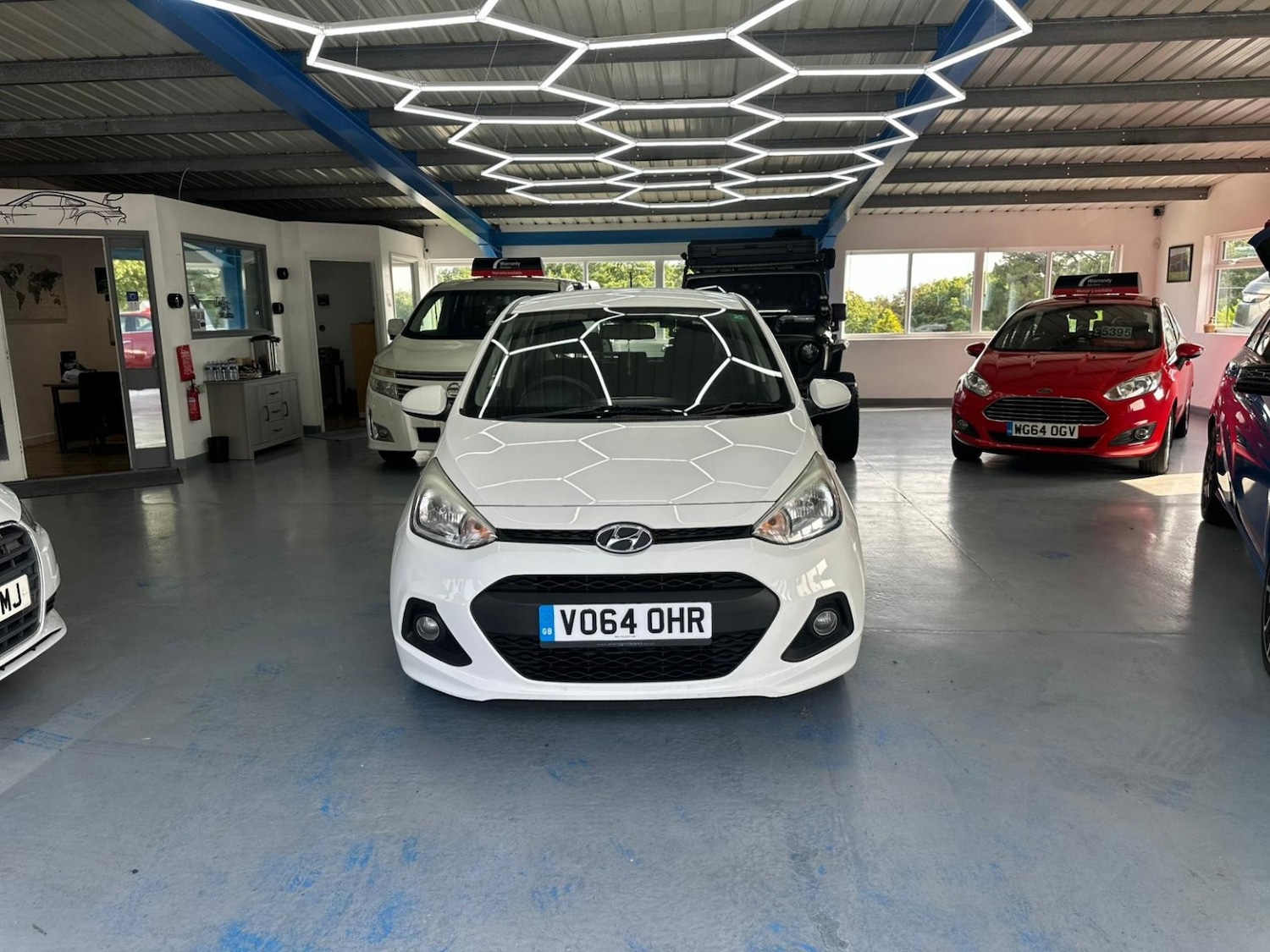 Used Hyundai i10 2014 for sale - 76510833: Photo 1