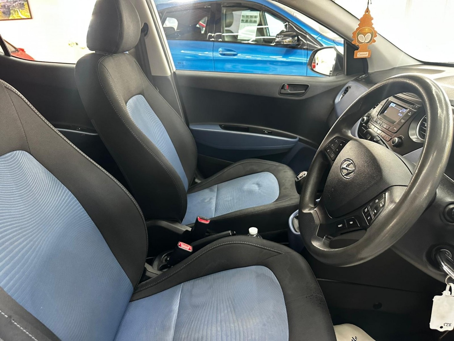 Used Hyundai i10 2014 for sale - 76510833: Photo 15