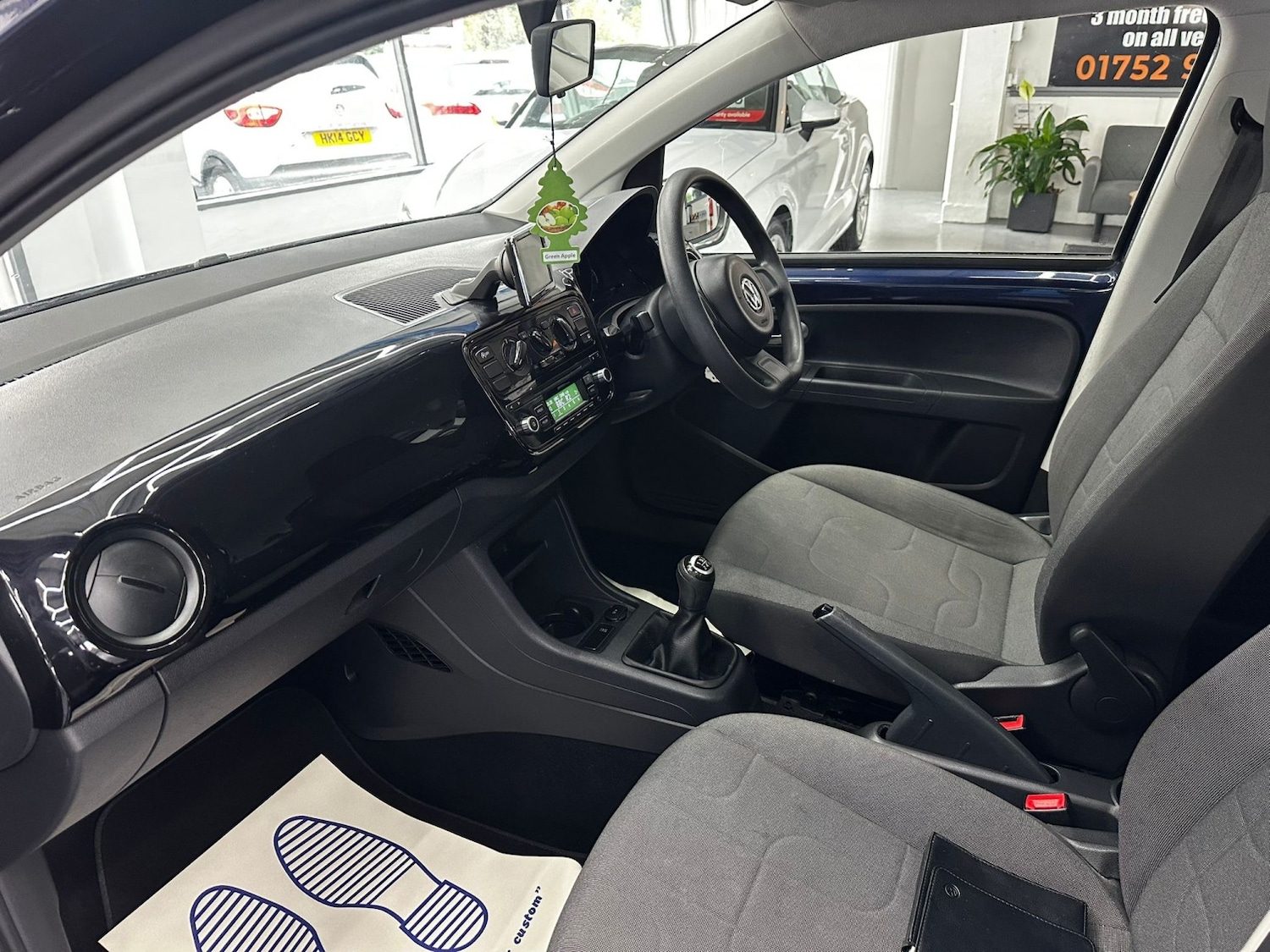 Used Volkswagen up! 2015 for sale - 76510929: Photo 13