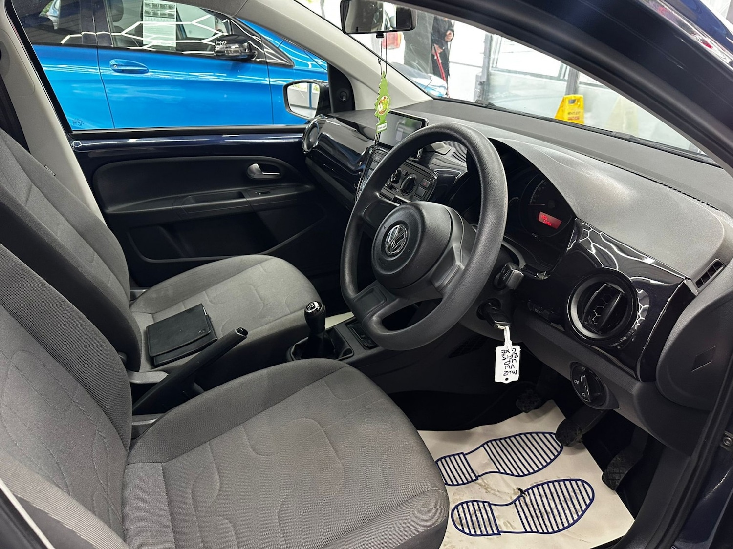 Used Volkswagen up! 2015 for sale - 76510929: Photo 15