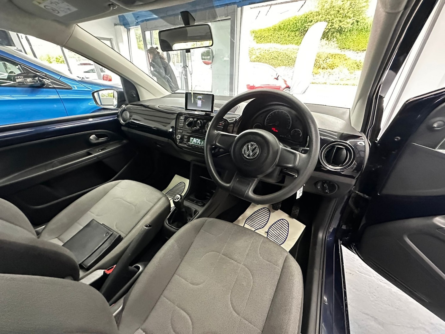Used Volkswagen up! 2015 for sale - 76510929: Photo 16