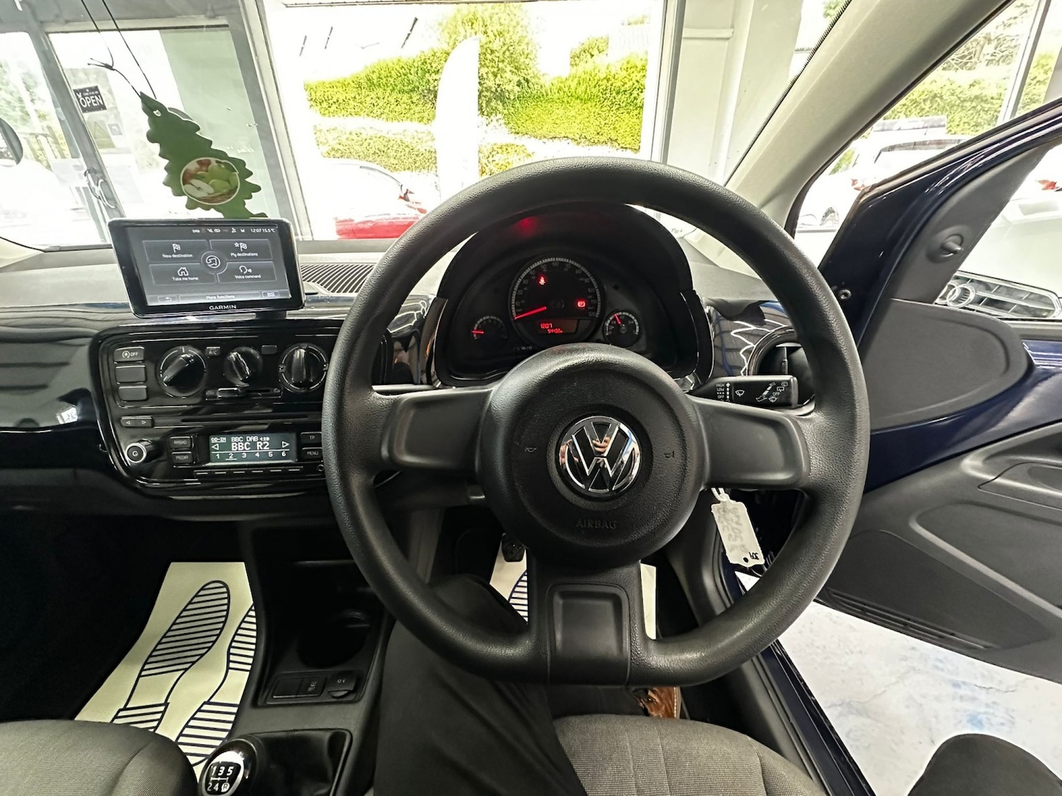 Used Volkswagen up! 2015 for sale - 76510929: Photo 17