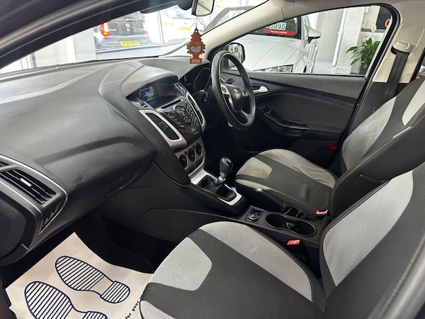 Used Ford Focus 2013 for sale - 75608170: Photo 10