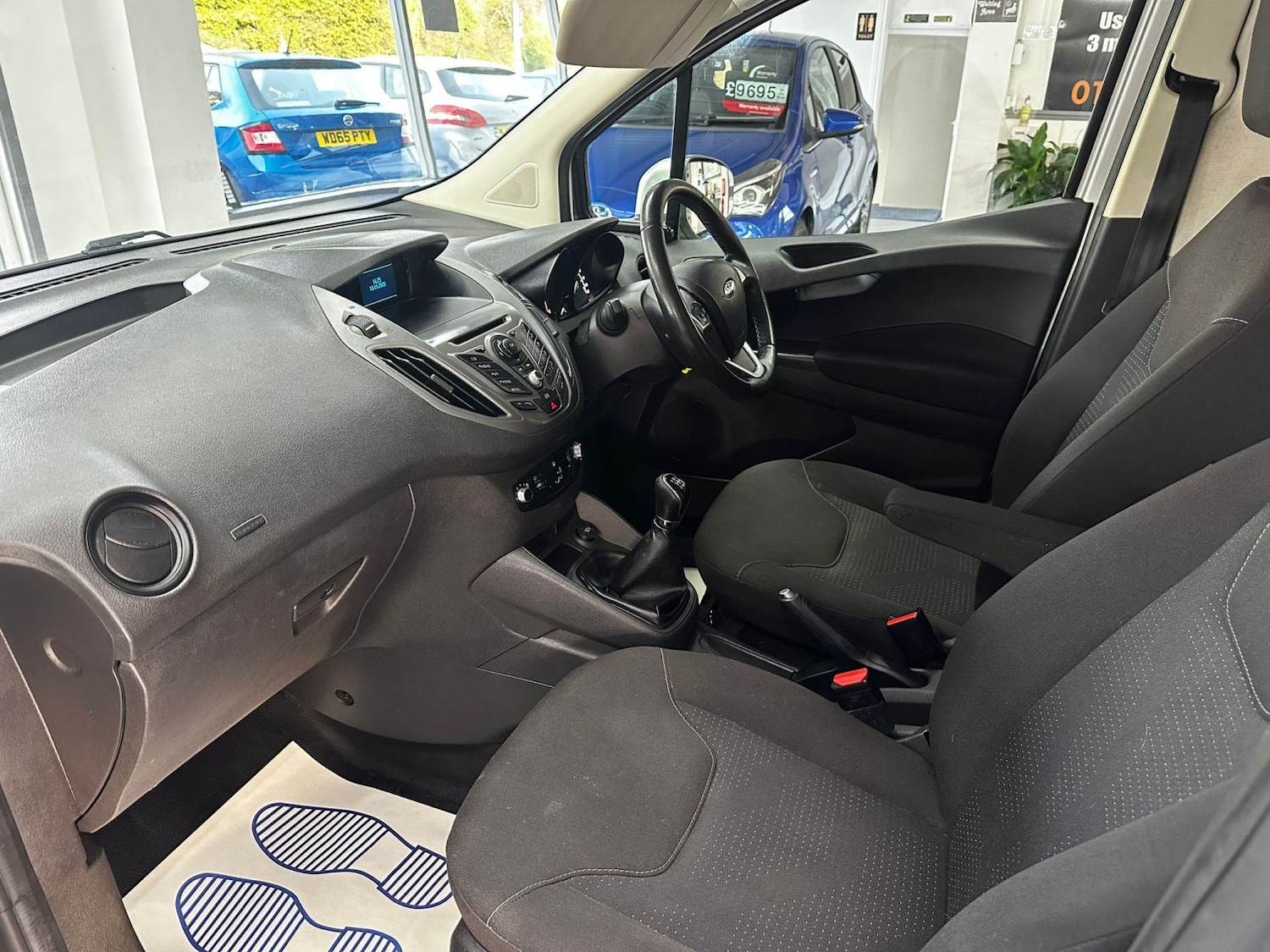 Used Ford Transit Courier 2014 for sale - 77157266: Photo 12