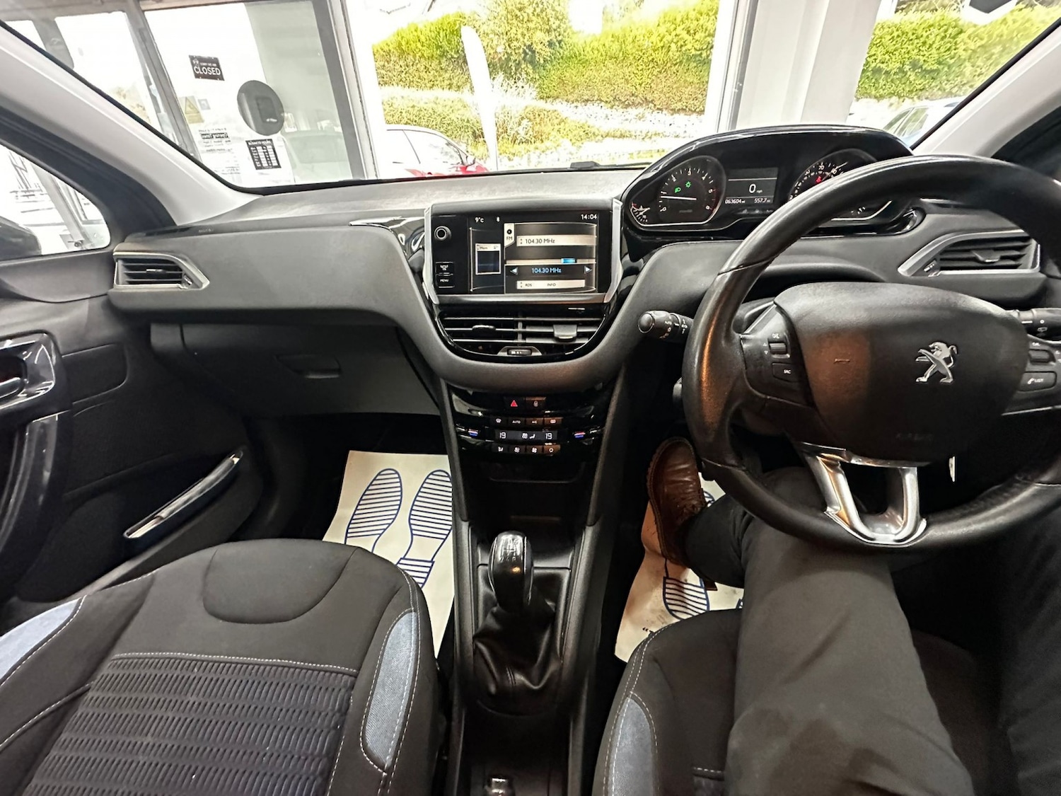 Used Peugeot 208 2014 for sale - 76521033: Photo 20