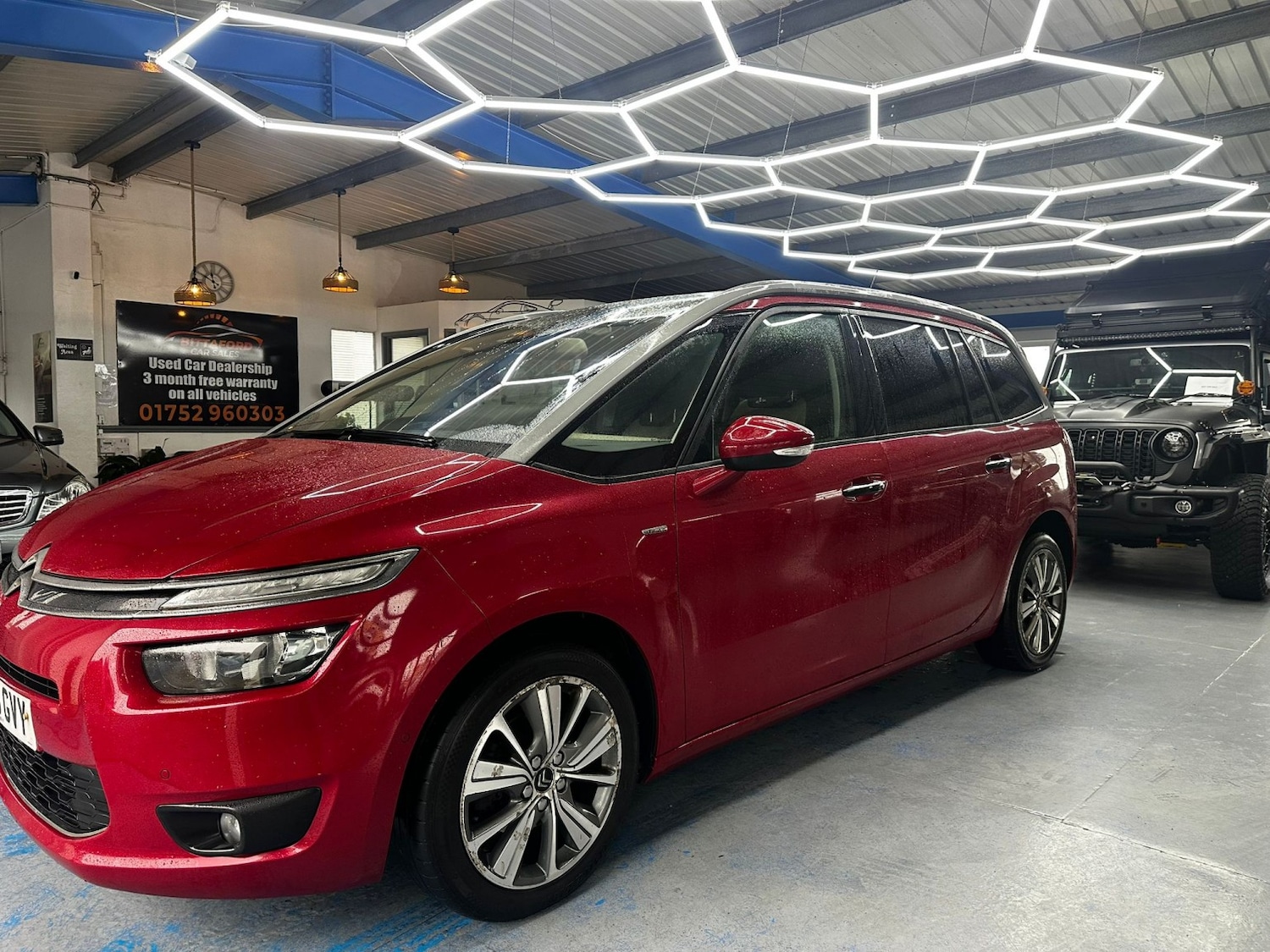 Used Citroen Grand C4 Picasso 2015 for sale - 77595432: Photo 9