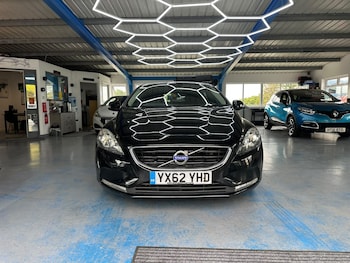 Used Volvo V40 2012 for sale - 79531683: Photo
