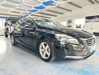 Used Volvo V40 2012 for sale - 79531683: Photo