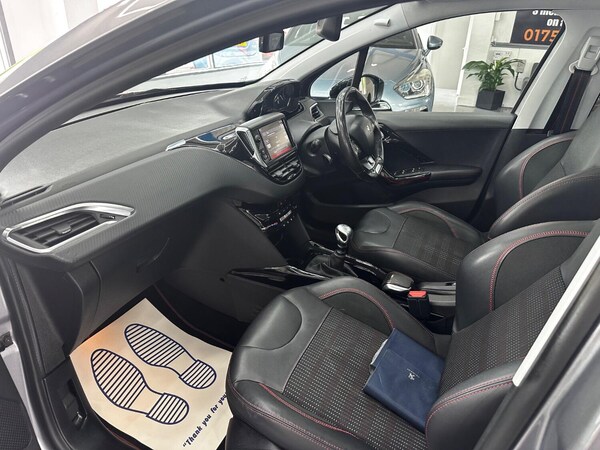 Used Peugeot 2008 2016 for sale - 76186841: Photo 11
