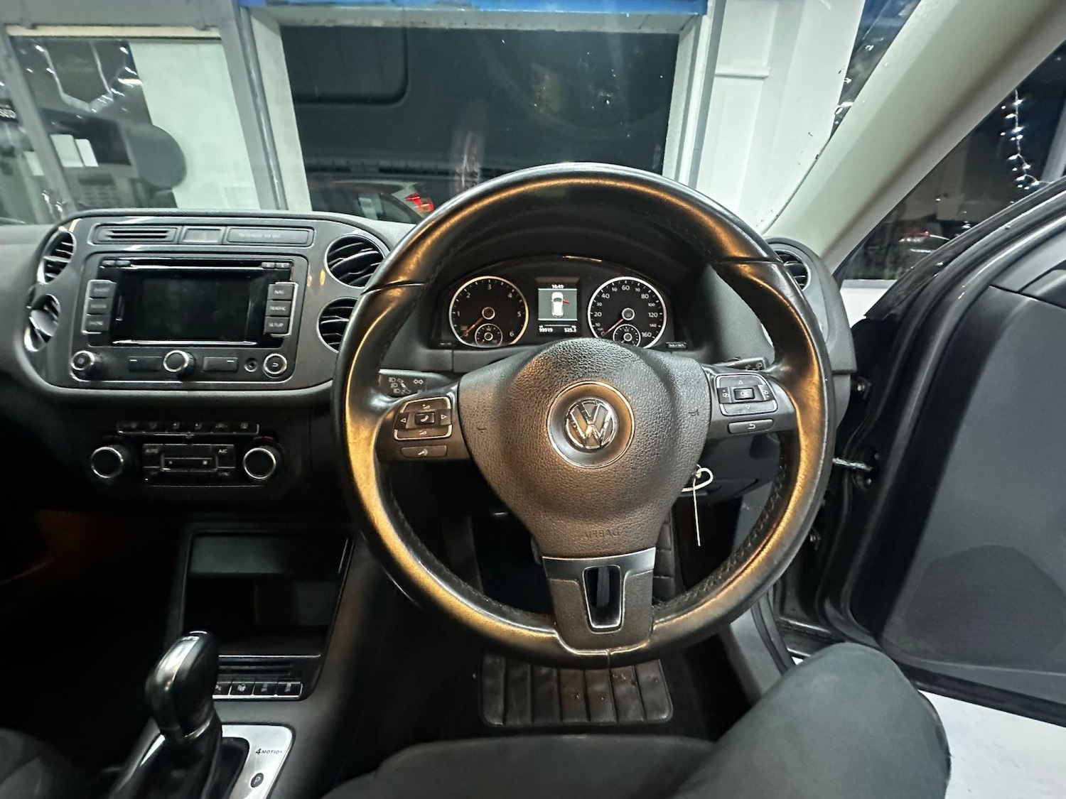 Used Volkswagen Tiguan 2013 for sale - 76974423: Photo 12