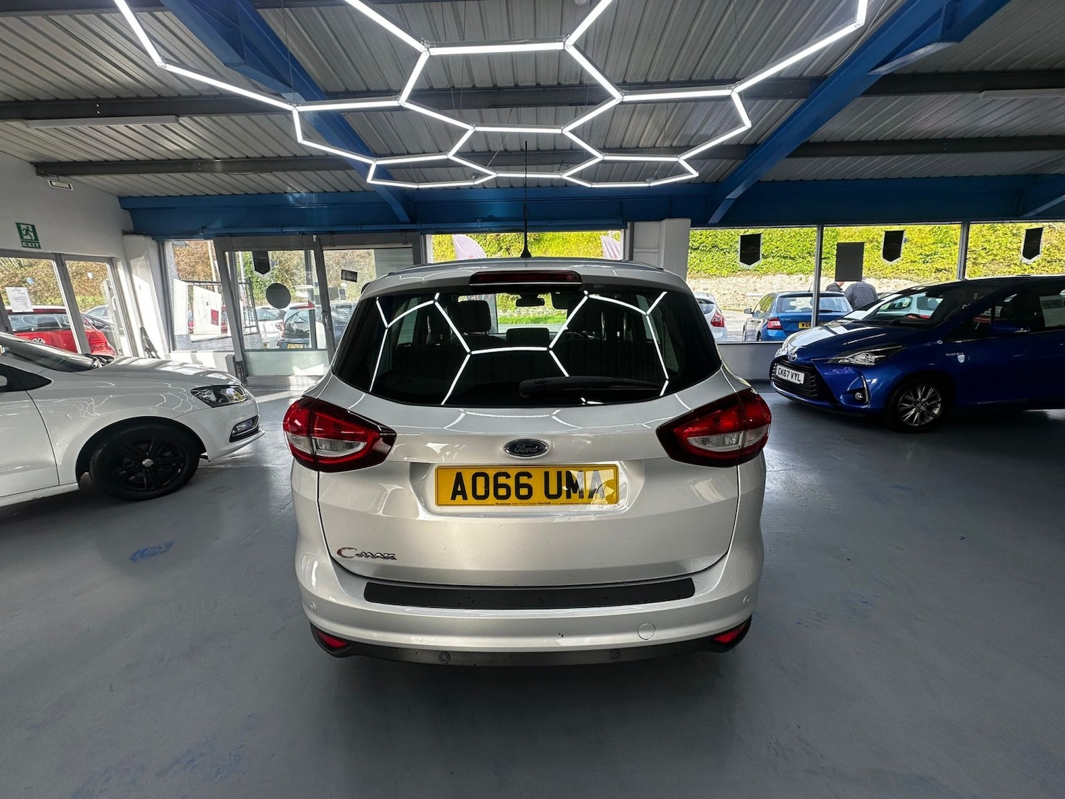 Used Ford C-Max 2016 for sale - 76571172: Photo 6